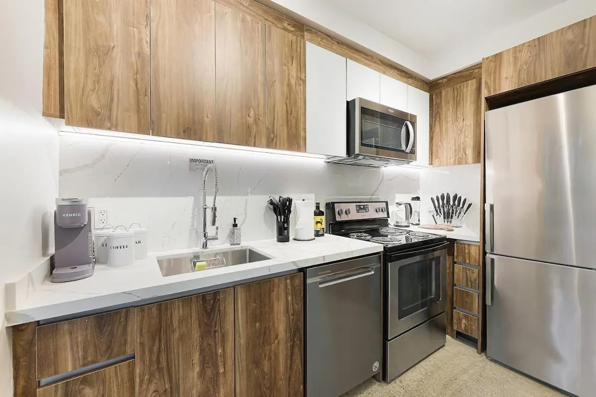 Διαμέρισμα Modern & Cozy Urban Retreat In The Heart Of The City Βανκούβερ