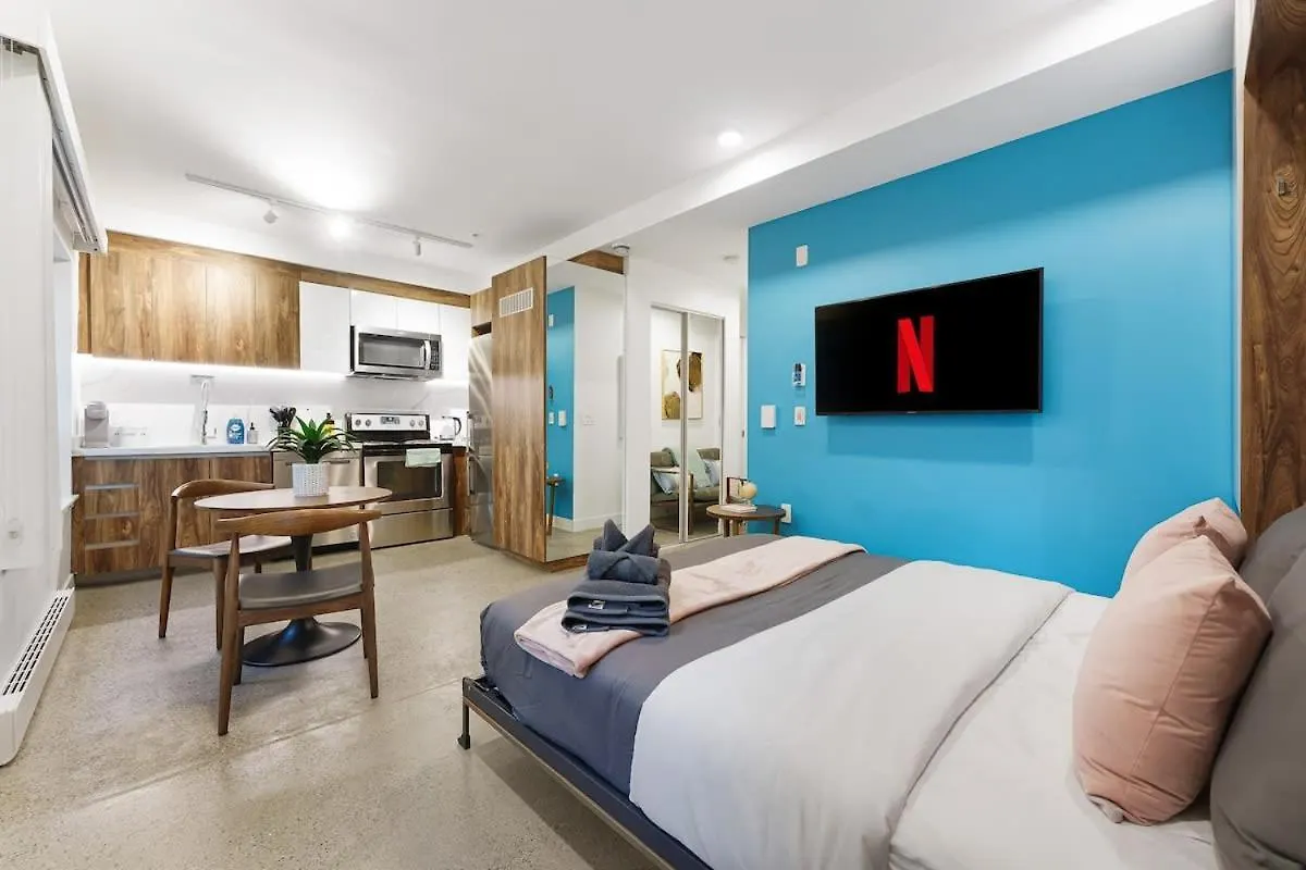 Modern & Cozy Urban Retreat In The Heart Of The City Βανκούβερ 0*,  Καναδάς