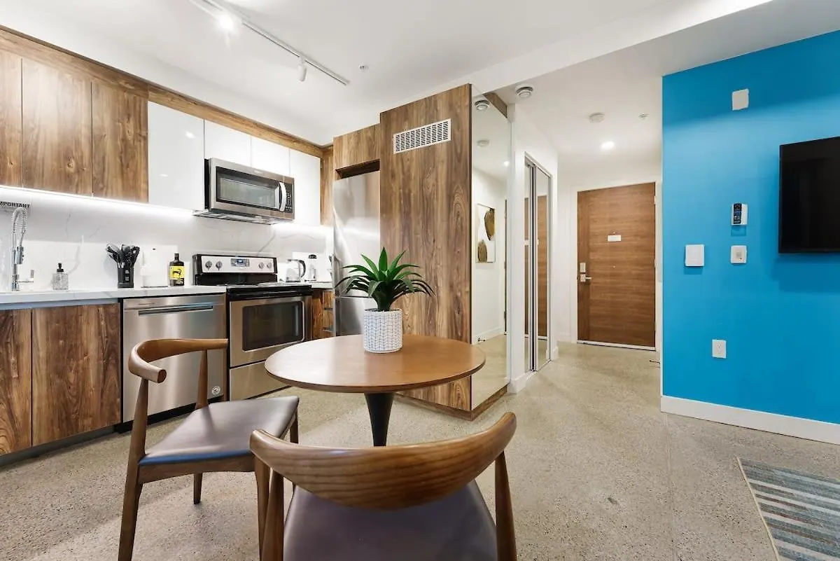 Modern & Cozy Urban Retreat In The Heart Of The City Βανκούβερ 0*,