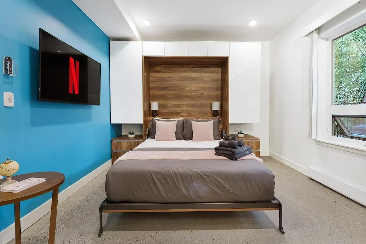 Διαμέρισμα Modern & Cozy Urban Retreat In The Heart Of The City Βανκούβερ